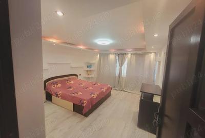 Casă cu 6 camere cu Teren 729 Mp în Căpățânești