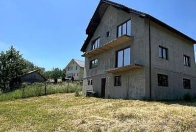 Casă individuală cu 5 camere cu Teren 18 Mp în Ghinda - 2