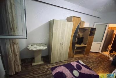 Garsonieră semidecomandată în CET