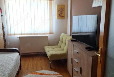 Apartament cu 3 camere semidecomandat în Fălticeni - 10