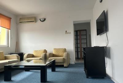 Apartament cu 2 camere decomandat în Domenii