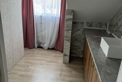 Spațiu comercial, de 100 mp, în Ultracentral - 8