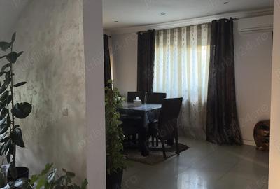 Casă cu 5 camere în Central - 1