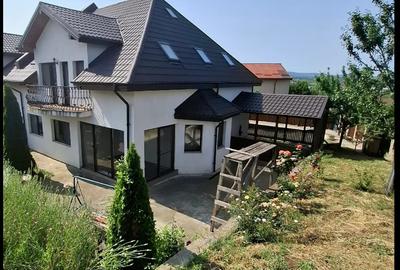 Casă tip duplex de vânzare – Zona Bucium, la doar 1 km de Plopii Fără Soț! - 2