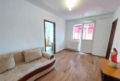 2 camere, 40 mp, etaj 4, renovat, mobilat, Micro 14 - 1