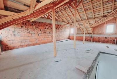 Vila 3 camere+mansarda 40mp,tva inclus,comison 0,10km de piață unirii - 5