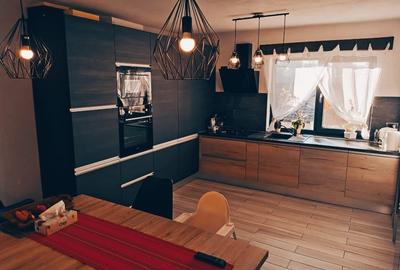 Casa / vila Platou Prundu - Craiovei , mobilata / utilata , finisaje moderne ! - 6