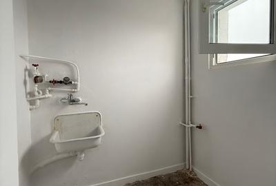 Vanzare Garsoniera Metrou Parc Drumul Taberei, Piata Moghioros - 4