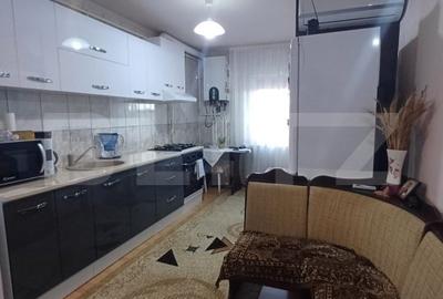Apartament cu 2 camere, 50 mp, zona Blocuri, Campia Turzii - 2