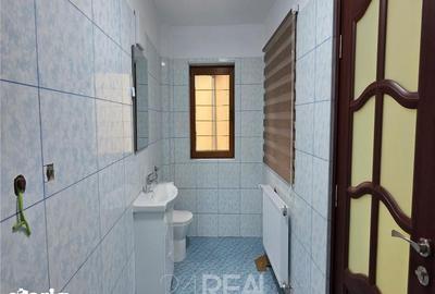Spațiu comercial, de 278 mp, în Muncii - 13