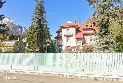 Casă cu 10 camere cu Teren 1200 Mp în Central