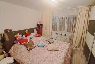 3 CAMERE, DECOMANDAT, GARAJ, MOBILAT SI UTILAT ZONA FABRIC! 3 CAMERE, DECOMANDAT, GARAJ, MOBILAT SI UTILAT ZONA FABRIC! - 9