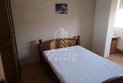 Apartament cu 3 camere semidecomandat, mobilat în Circumvalațiunii - 7