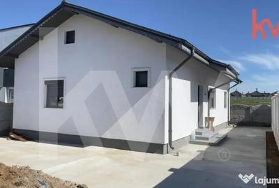 Casă cu 3 camere cu Teren 276 Mp în Preajba - 1