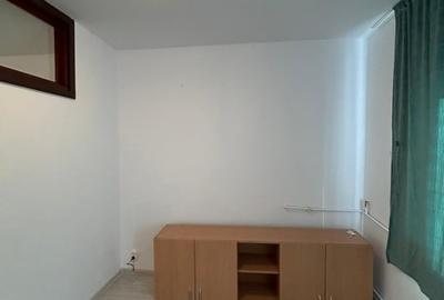 Proprietar – Apartament 2 camere (modificat) – Zona Soarelui – 30 mp – Renovat - 3