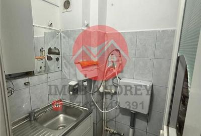 Garsonieră în Vest - 4