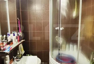 Apartament cu 4 camere decomandat în Central