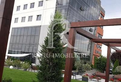 Spațiu comercial, de 4,265 mp, în Central - 7