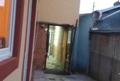 Casă cu 5 camere în Ferentari