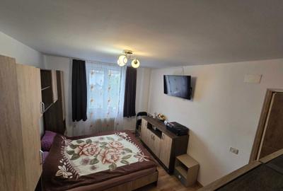 Apartament cu 2 camere decomandat în Central - 4