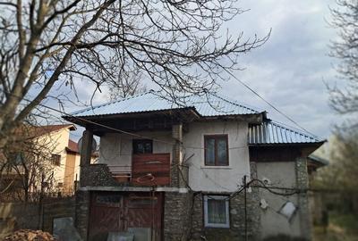 Casă cu 4 camere în Arcani - 5