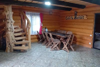Casă cu Teren 400 Mp în Central - 2