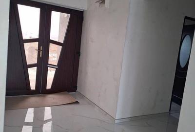 Casă cu 4 camere în Central - 19