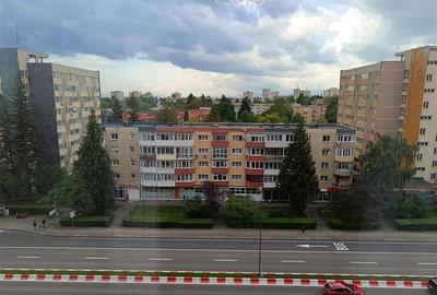 Apartament cu 3 camere circular în Astra - 17