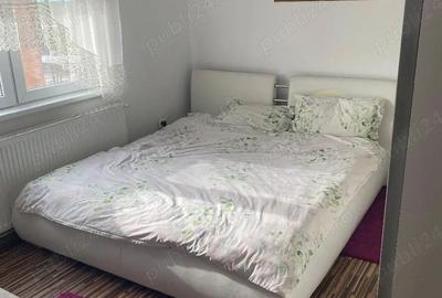 Apartament cu 3 camere decomandat în Central - 1