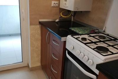 Garsonieră decomandată în Bucium - 5