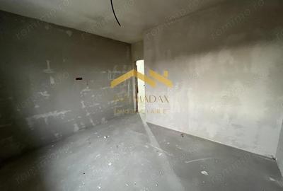 Casă cu Teren 400 Mp în Sânmihaiu Român - 3