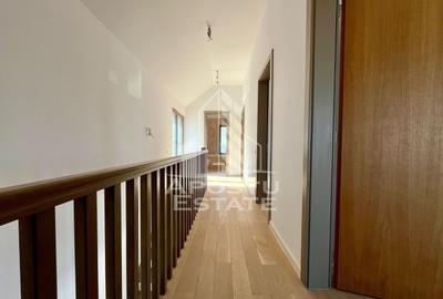 Duplex cu 5 camere cu Canalizare în Dumbrăvița - 4