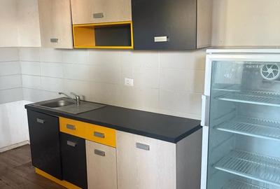 Casă cu Teren 100 Mp în Central - 2