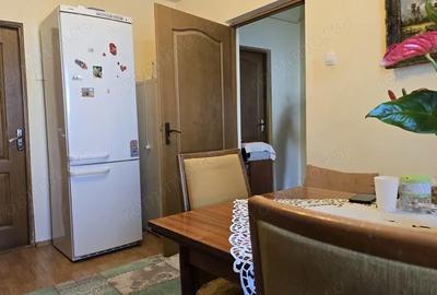 Casă cu 3 camere în Central