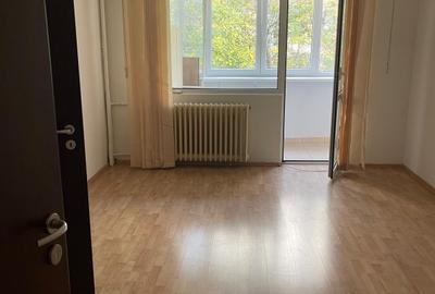 Titan, metrou, Barajul Cucuteni - 6