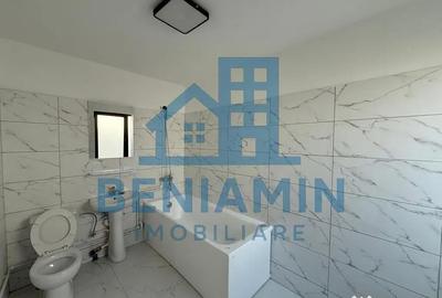 Casă cu 7 camere cu Teren 320 Mp în Central - 6