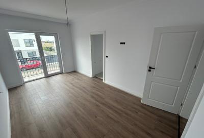 De vanzare duplex la cheie, liber, ocupabil imediat, 4 dormitoare, 3 bai - 4