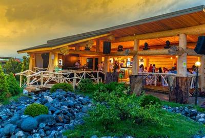 RESORT BRASOV - PISCINA - FOODCOURT - LAGUNA - 9