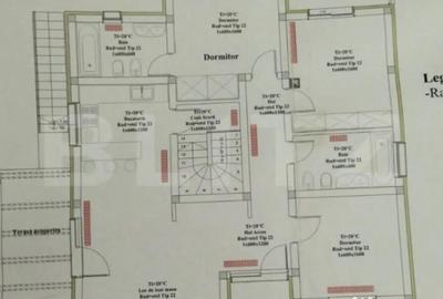 Casă cu 5 camere cu Teren 2000 Mp în Central - 1