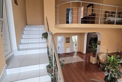 Casă cu 4 camere în Lucian Blaga - 12