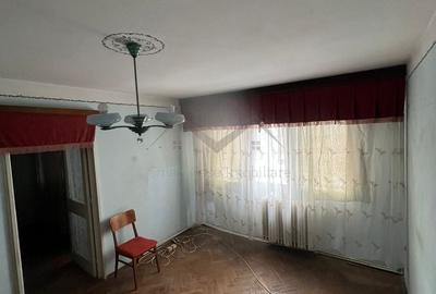 Apartament cu 2 camere nedecomandat în Podu Roș - 2