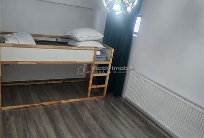 Casă cu 5 camere cu Teren 400 Mp în Răzvad - 4