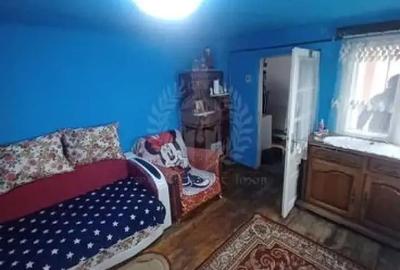 Casă cu 6 camere cu Teren 400 Mp în 8 Martie - 10