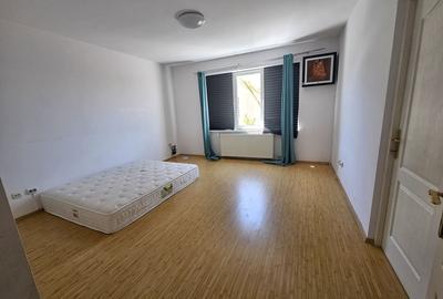 Duplex cu 4 camere cu Canalizare în Vest - 18