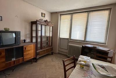 Apartament cu 2 camere decomandat în Central - 1
