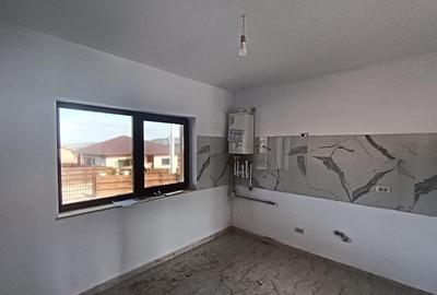 CASA SINGLE DEOSEBITA 4 CAMERE,VALEA LUPULUI ,IASI - 14