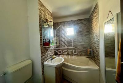 Apartament 3 camere,etaj 3,zona UMT - 13