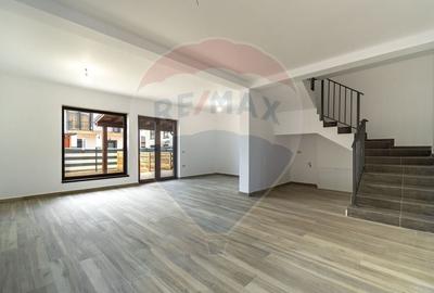 Casă cu 4 camere cu Teren 252 Mp în Tărlungeni - 24