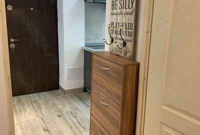 Garsonieră decomandată în Central - 8