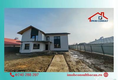 Casă cu 4 camere cu Teren 488 Mp în Letea - 2